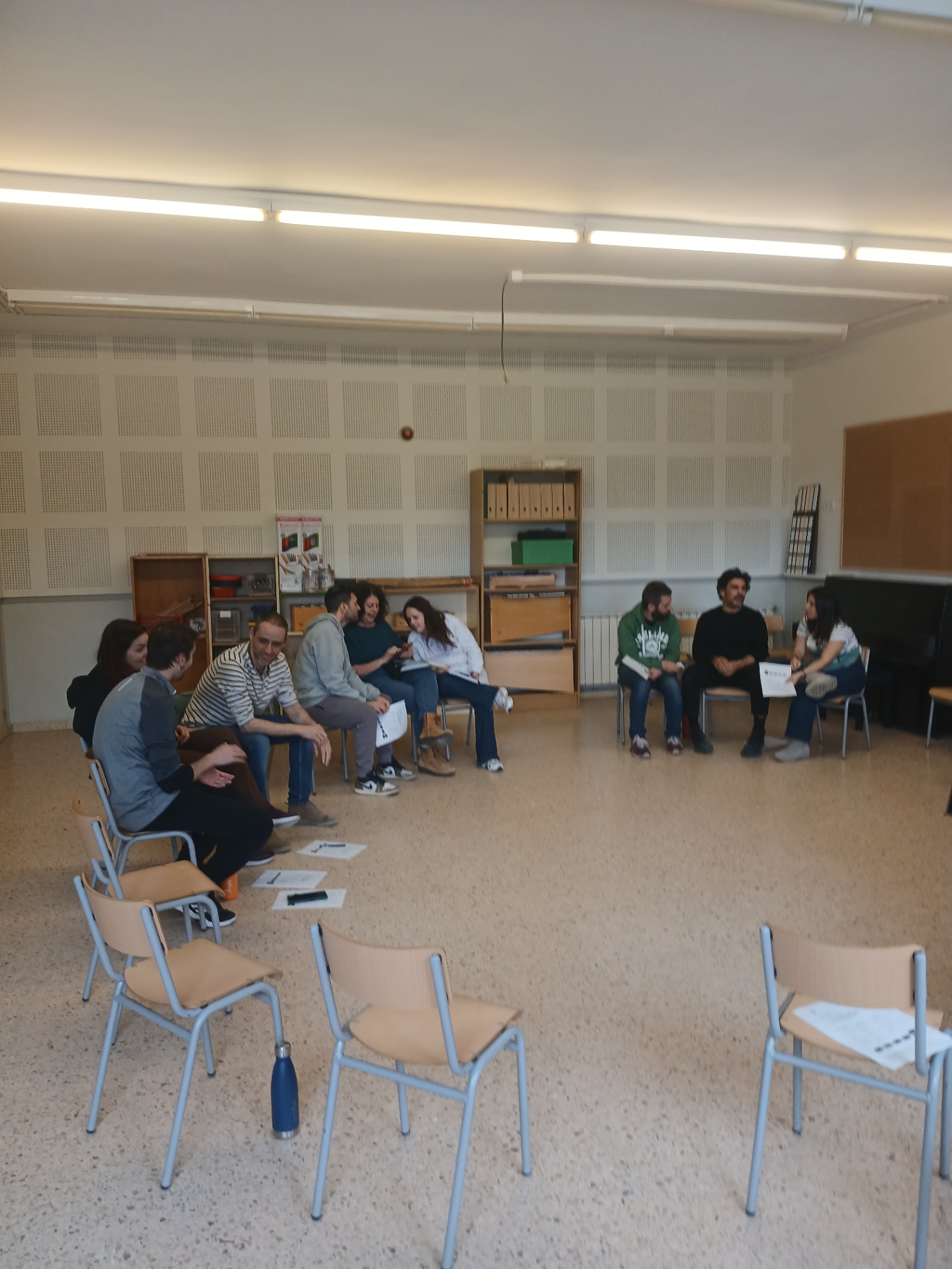 Cercle de diàleg amb claustre docent en formació restaurativa