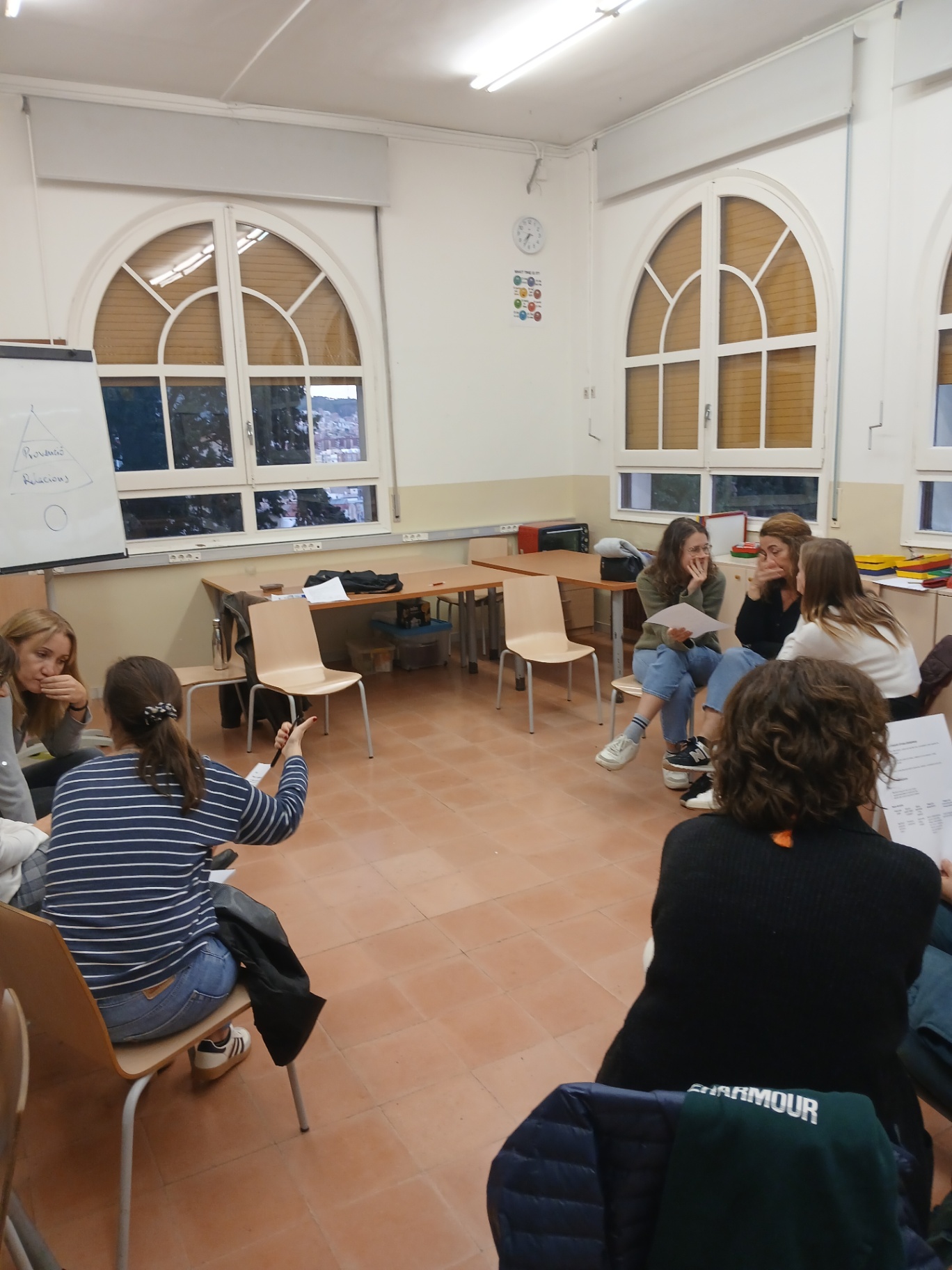 Sessió de formació en pràctiques restauratives per a docents